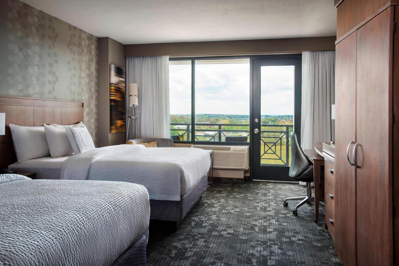 Courtyard By Marriott Philadelphia Lansdale Hotel Bagian luar foto